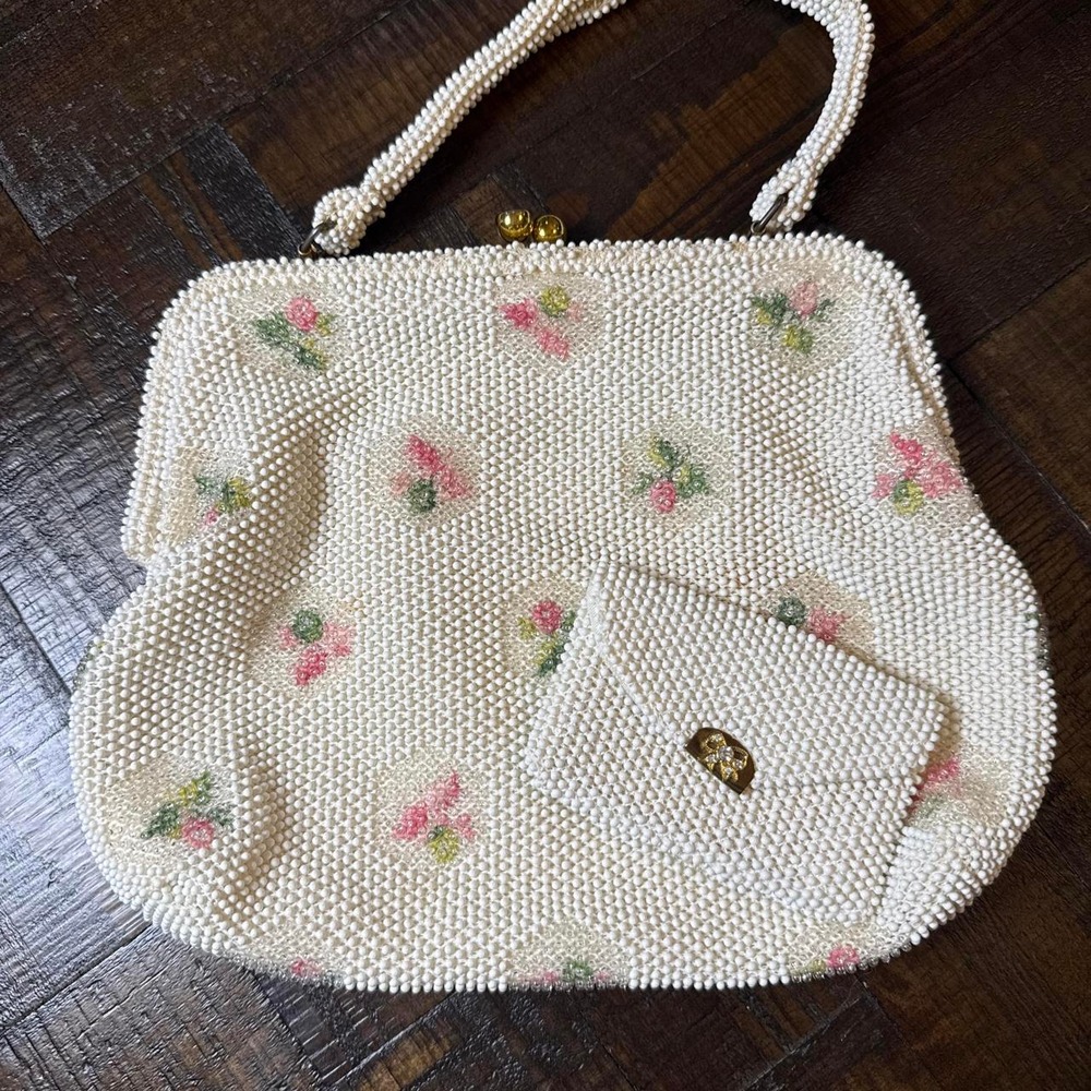 Vintage 50s 60s Petite Bead by Lumured Floral Beaded Purse and Mirror